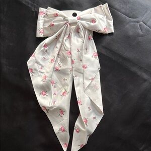 Forever 21 Floral Hair Bow - Cream and Pink